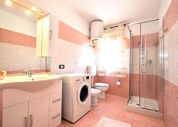 Bianca E Arancio فيلة